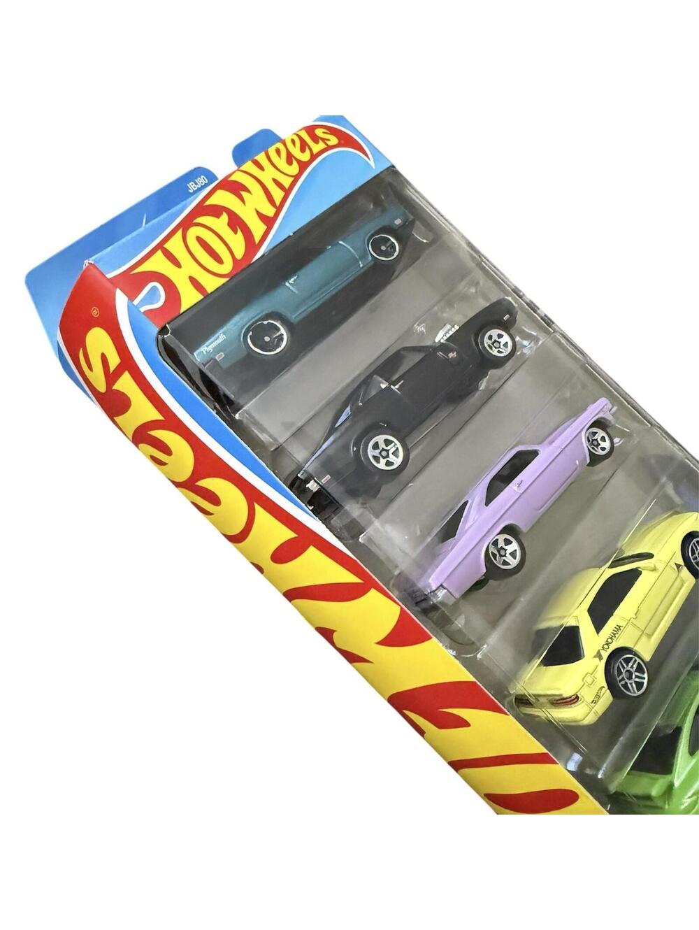 🔥Brand New 🔥Hot Wheels 1:64 Fast & Furious 5 Pack Cars Set 2025 collectible - Picture 5 of 7